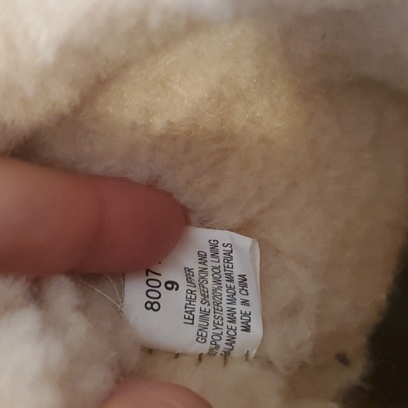 Minnetonka shearling boots - Picture 7 of 7